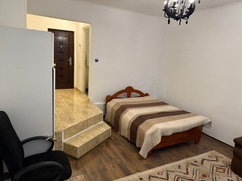 Drumul Taberei garsoniera 28 mp Plaza