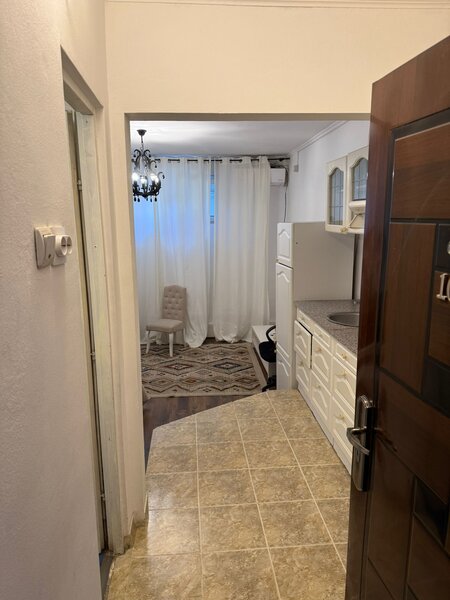 Drumul Taberei garsoniera 28 mp Plaza